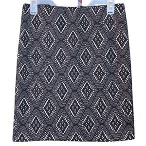 Renee C Skirt USA elastic waist pull on pencil straight eyelet lace SZ S Lined